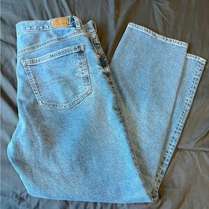 American Eagle Outfitters Light Blue Relaxed women’s Jeans